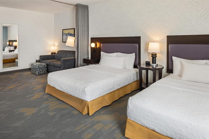 Home2 Suites by Hilton Roseville Minneapolis