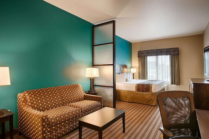 Room 9 of 26