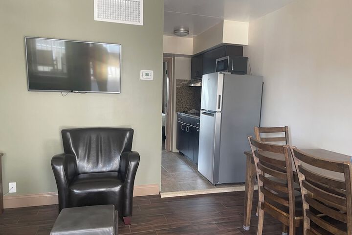 Room 145 of 185