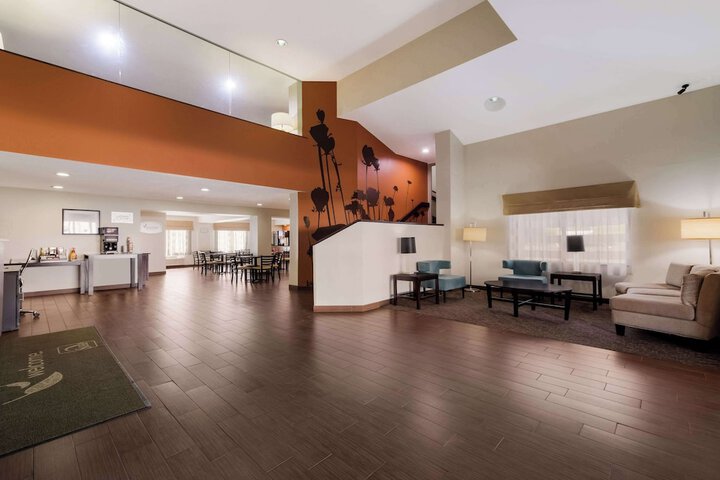 Hotel Interior 11 of 48