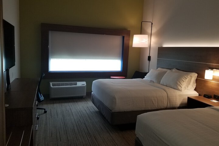 Holiday Inn Express & Suites Fort Mill by IHG