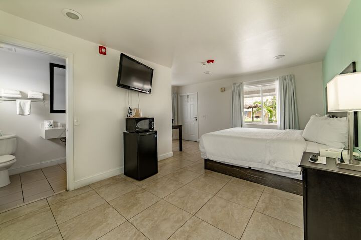 Room 9 of 39