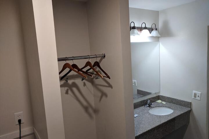 Room 31 of 36