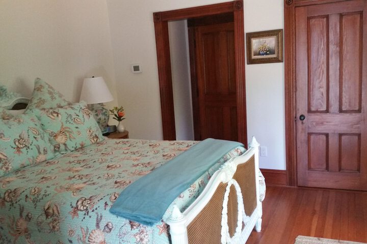 Room 12 of 29
