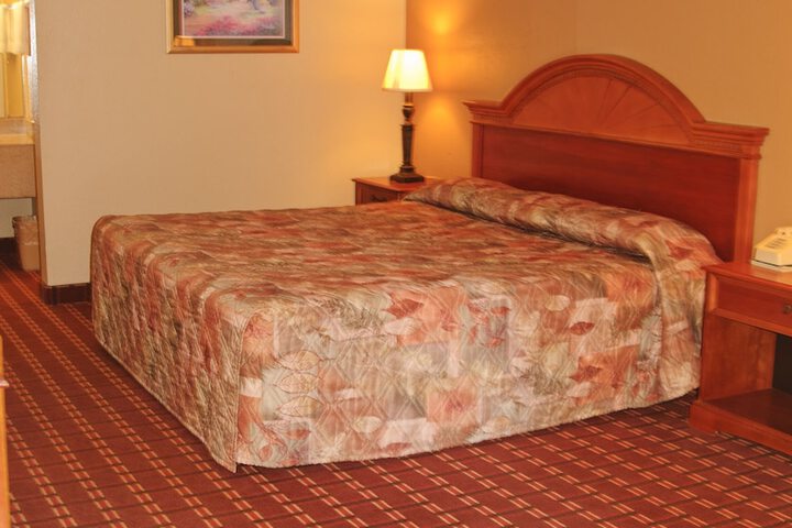 Room 17 of 42