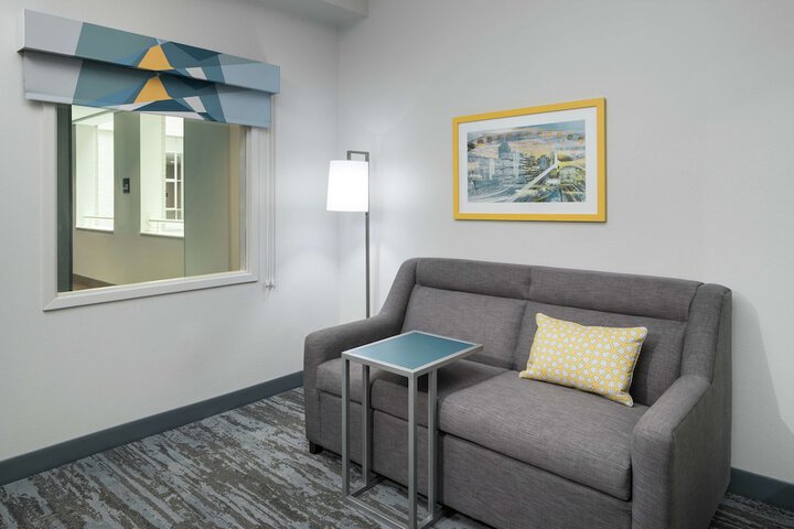 Room 34 of 56
