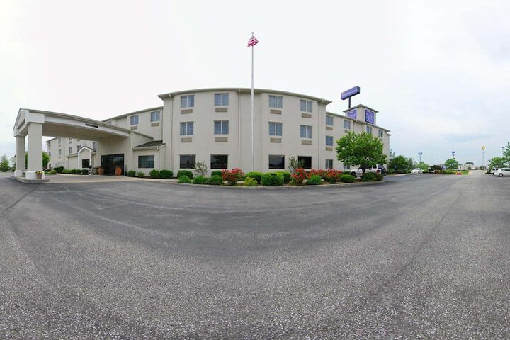 Hotel 4 of 59