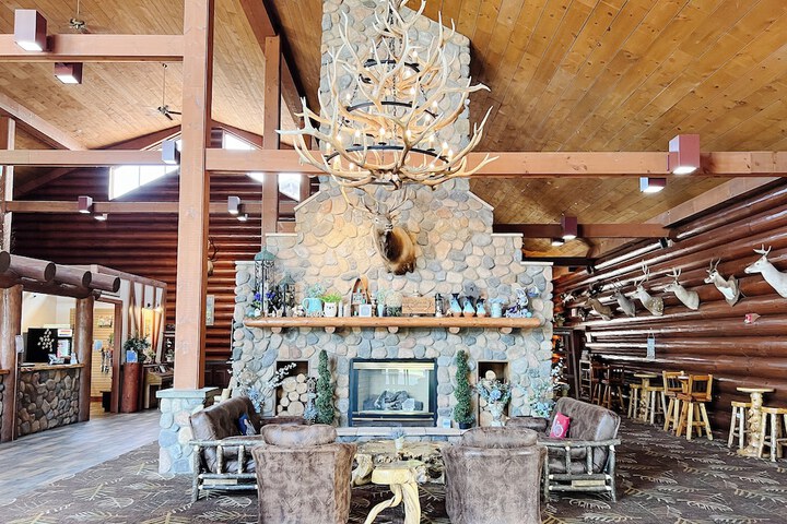 Hotel Interior 10 of 41
