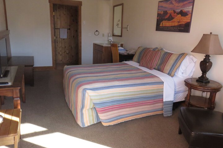 Room 7 of 14