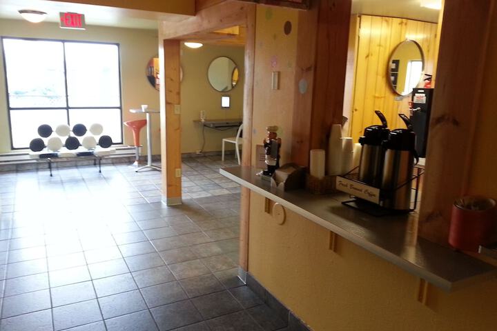 Hotel Interior 7 of 28