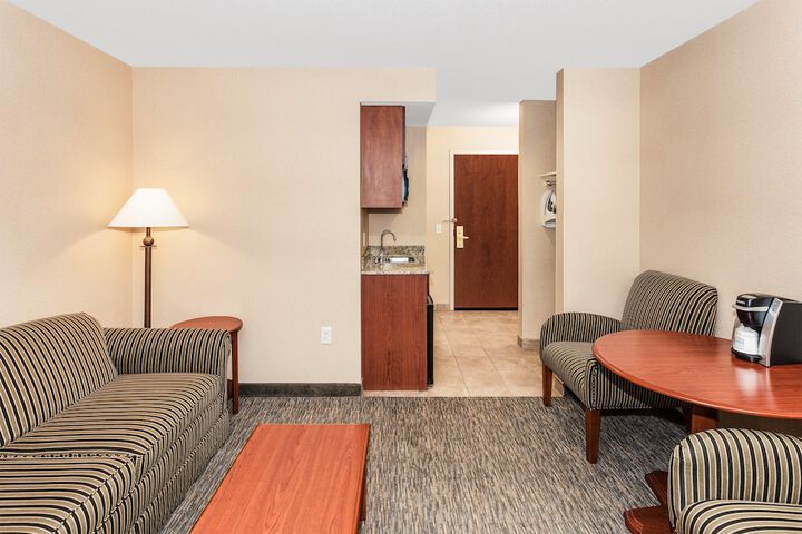 Room 50 of 76
