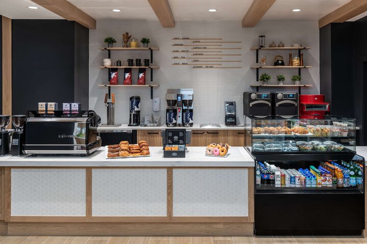 Breakfast/Coffee Service 110 of 130