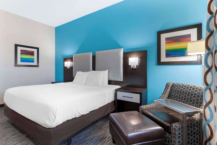 Best Western Plus Pleasanton Hotel
