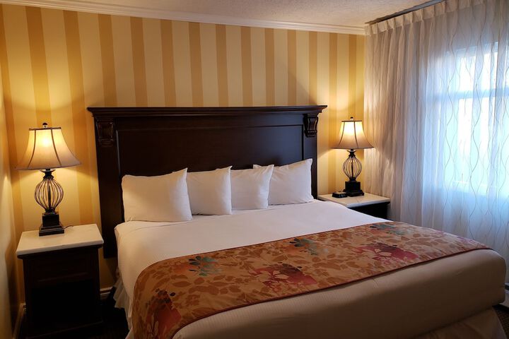 Room 43 of 53