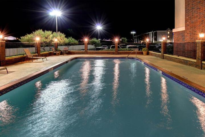 Pool 12 of 45