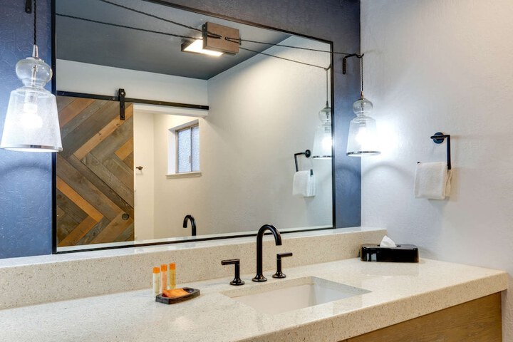 Hotel Becket BW Signature Collection