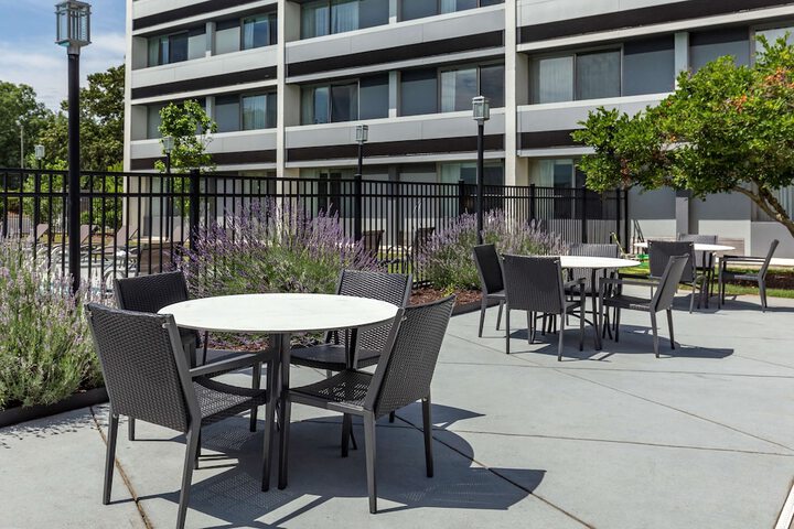 Terrace/Patio 35 of 36