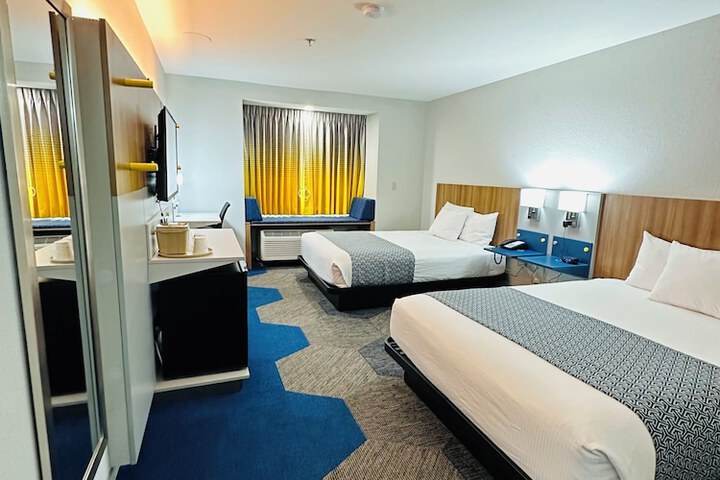 Room 41 of 53