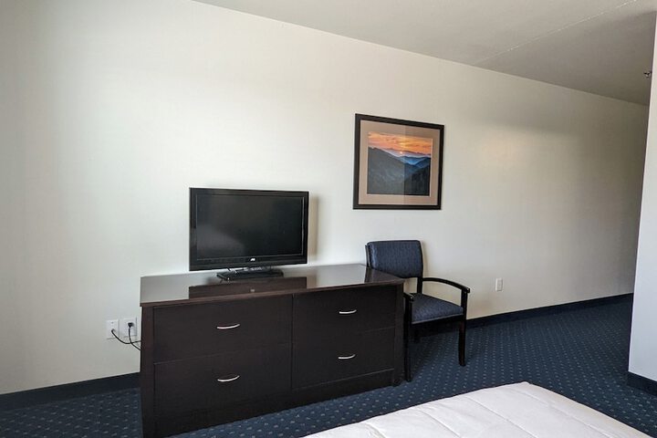 Room 21 of 33