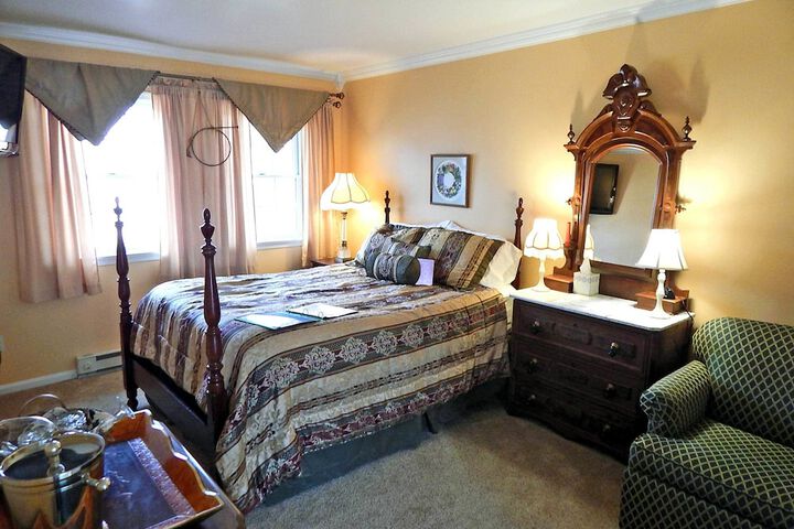 Room 48 of 99