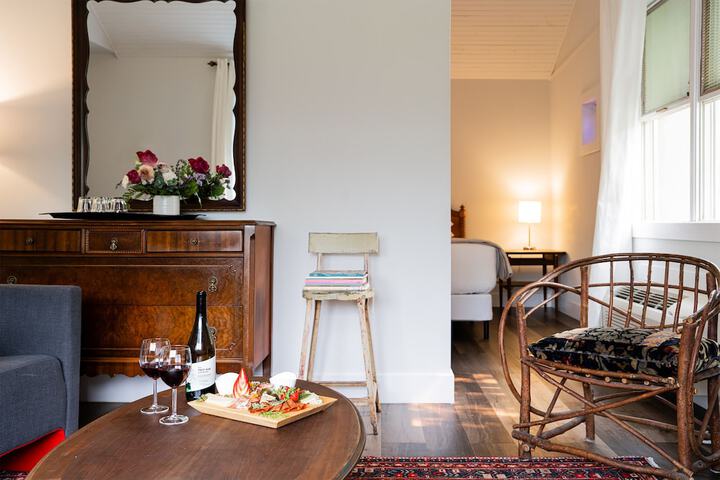 Room 40 of 52