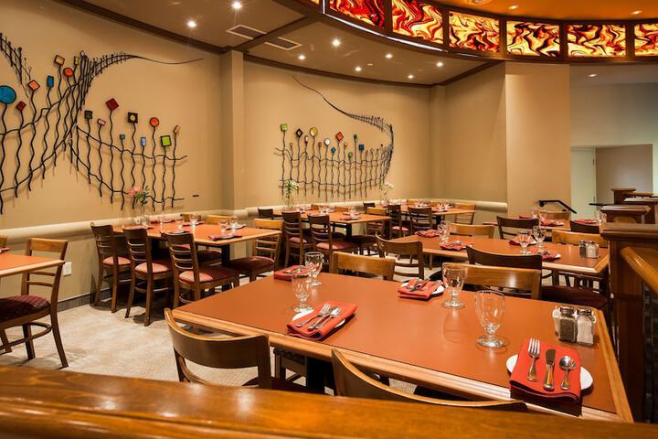 Best Western Plus Lamplighter Inn & Conference Centre