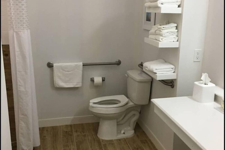 Room 33 of 57