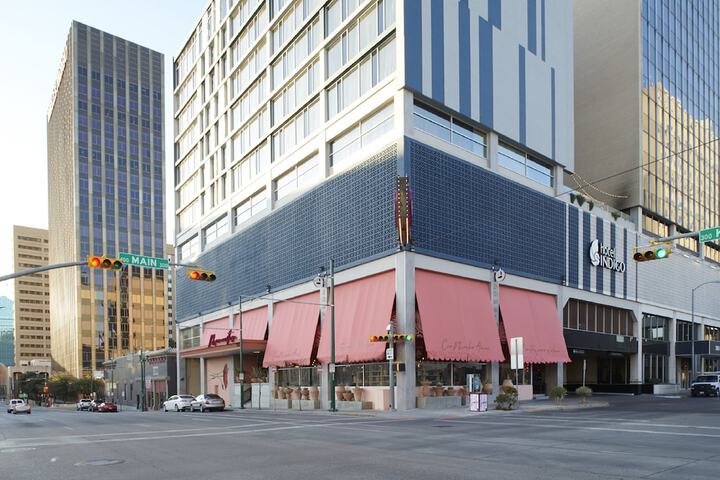 Hotel 11 of 96