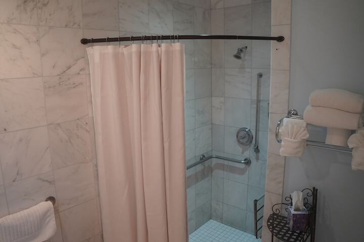 Room 83 of 130