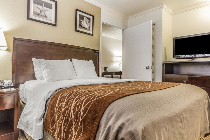 Room 48 of 65