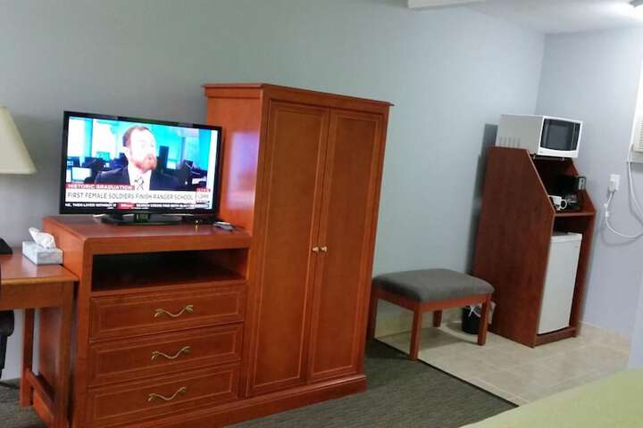Room 36 of 40