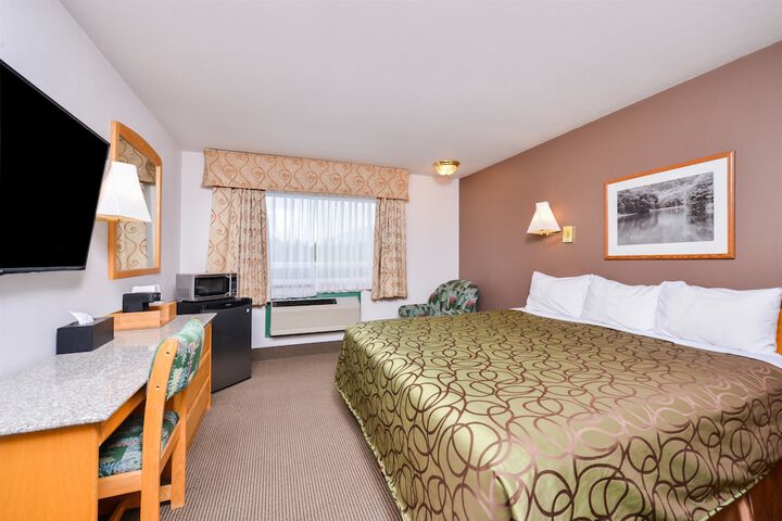 Room 33 of 39