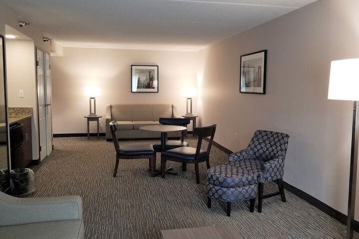 Room 57 of 78