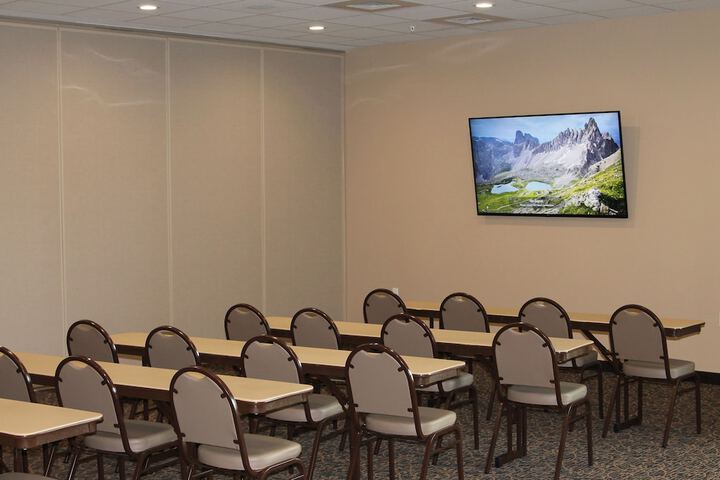 Cobblestone Inn & Suites - Fort Madison