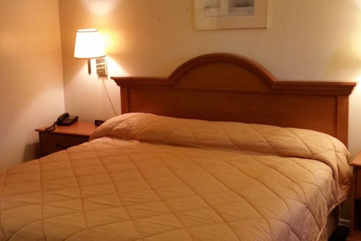 Room 48 of 72