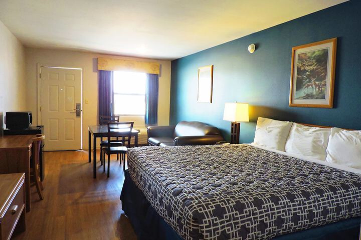 Room 19 of 25