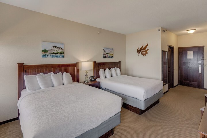 Room 103 of 250