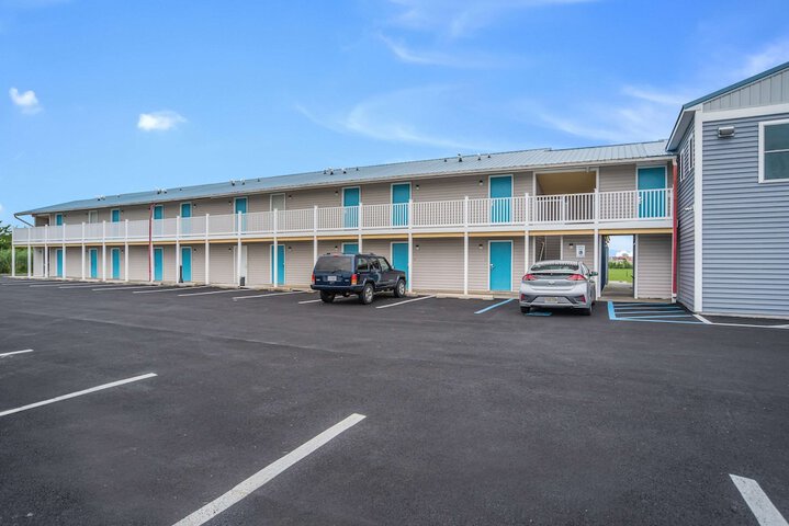 Hotel 6 of 68