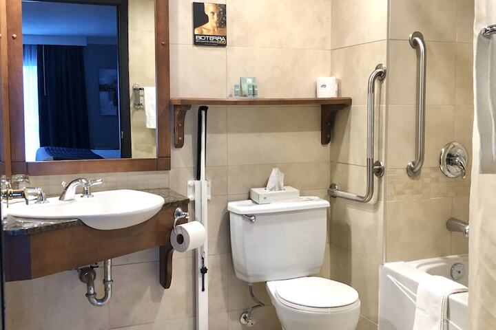 Room 13 of 53