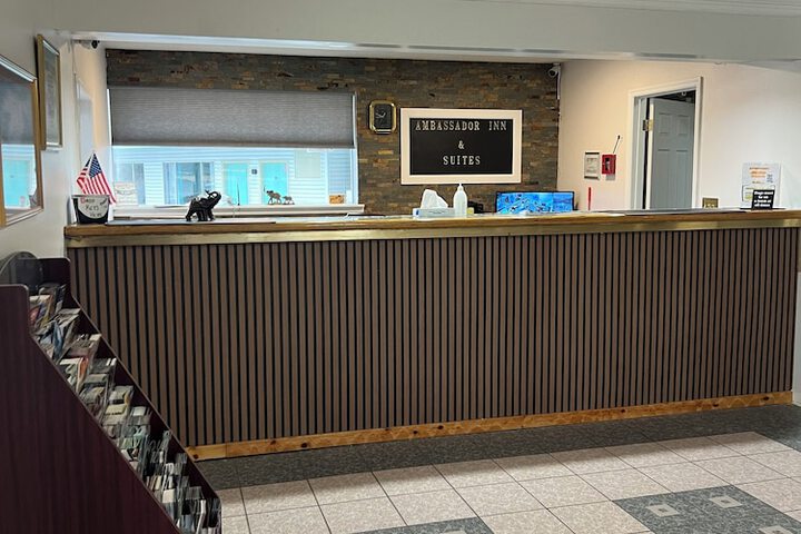 Ambassador Inn & Suites