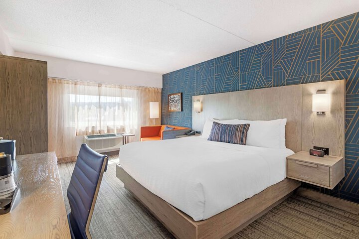 Room 22 of 43