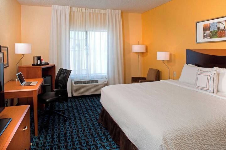 Fairfield Inn & Suites by Marriott Denver Tech Center / South