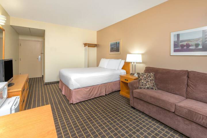 Room 7 of 20