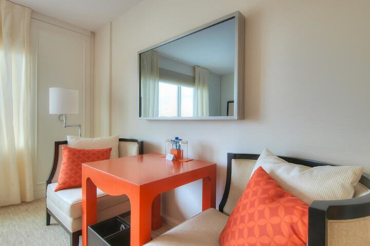 The H Hotel