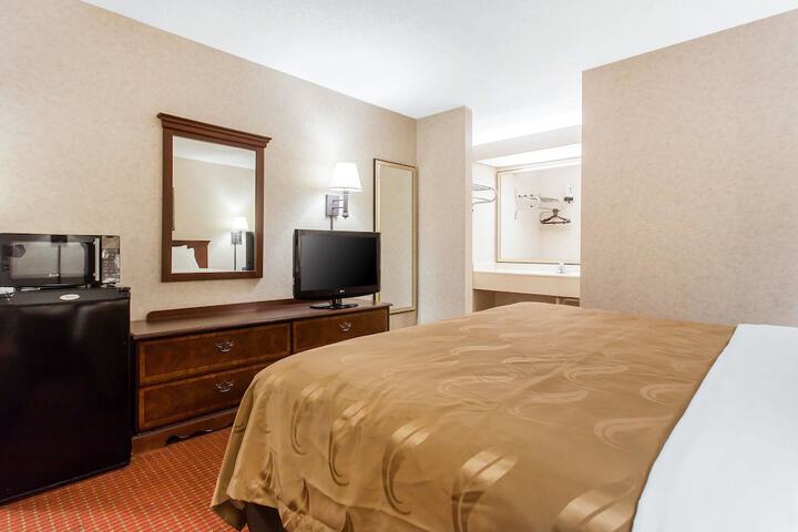 Room 29 of 48