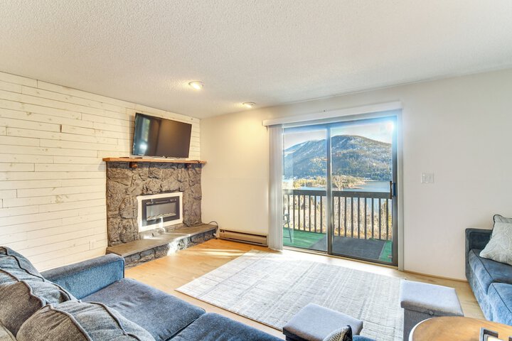 Ski Hike & Snowmobile: Mtn-view Grand Lake Gem!
