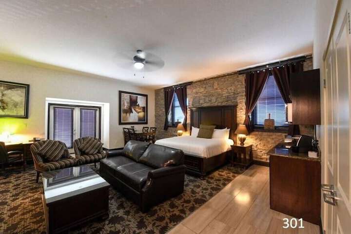 Room 34 of 46