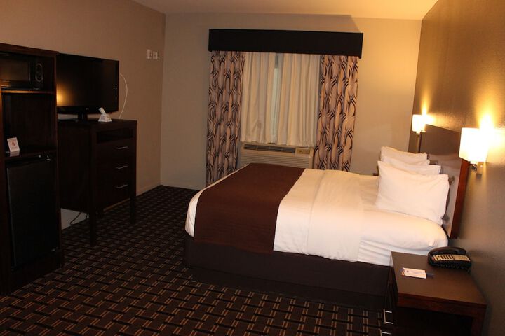 Room 48 of 65