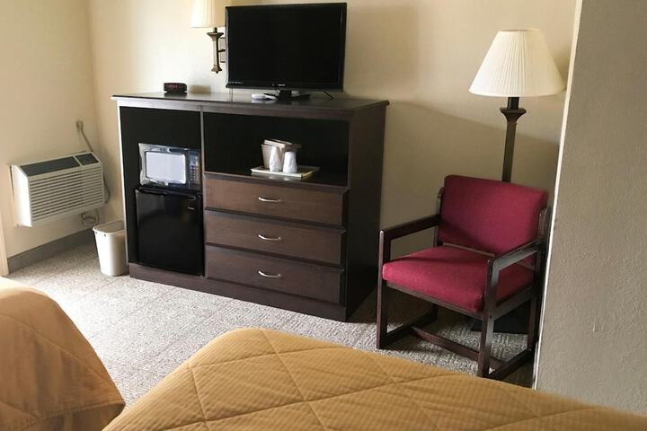 Room 21 of 35