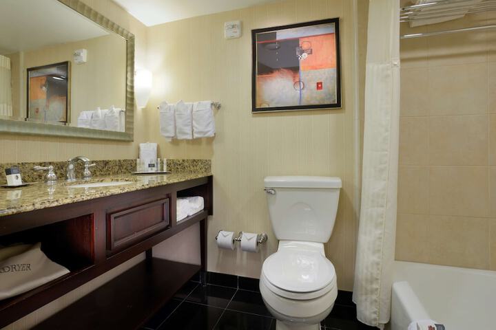 DoubleTree by Hilton Hotel Lafayette